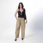 Pantalón beige relax - Imagen 7