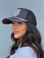 Gorra Jesus Loves You polka