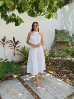 Vestido midi con cuello halter