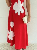 Vestido midi con aplique floral - Imagen 3