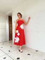 Vestido midi con aplique floral