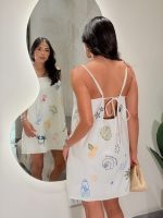 Vestido corto de tirantes - Imagen 2