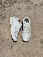 Zapatos blanco estilo running urbano - Imagen 2